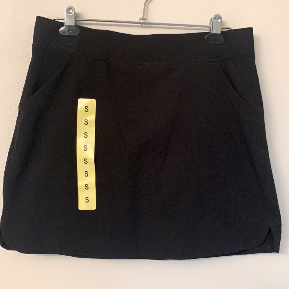 Skort - 32 Degree, NEW (no tag), never been worn